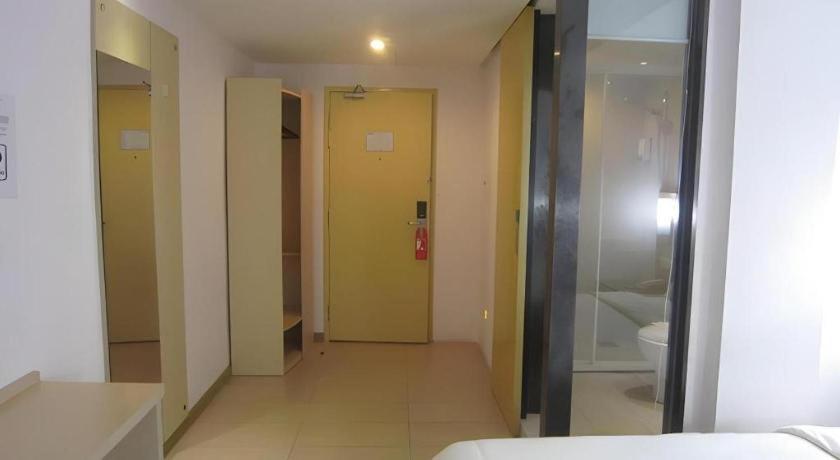 פוצ'ונג Hotel City Comfort Inn מראה חיצוני תמונה